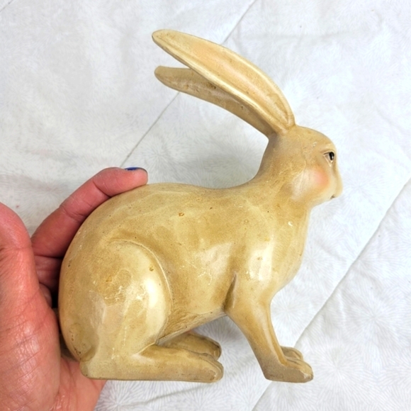 2 Charming Tan Resin Rabbit Figurines Antique Glaze Rustic Finish Easter Garden - Picture 10 of 12